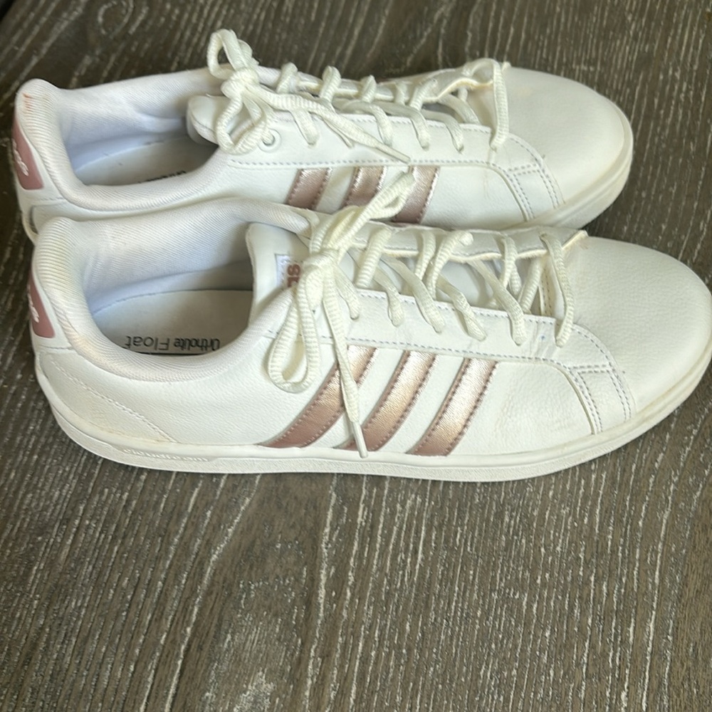 Adidas - Picture 4 of 13